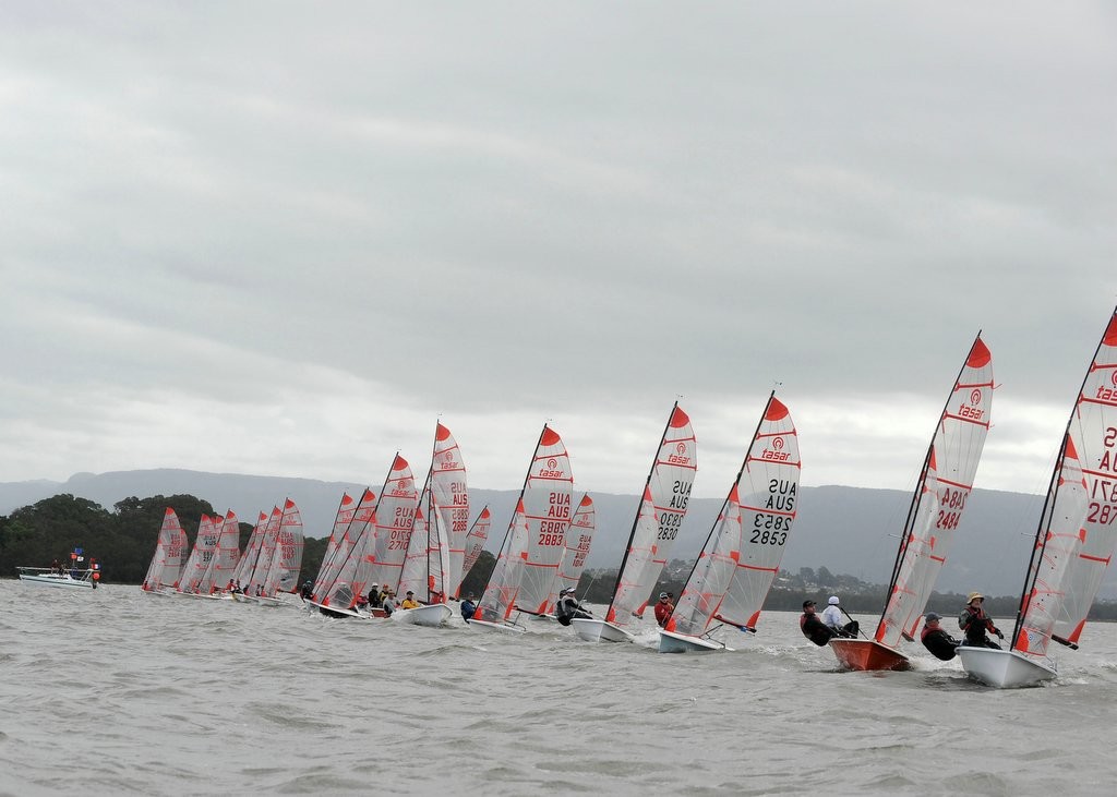 The start of heat five - 35th NSW Tasar State Championships © Michael Remaili Action Sport Photos